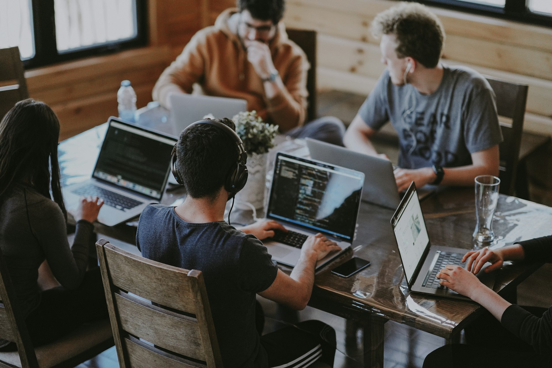 The Difference Between Hiring Engineers and Embedding Engineers